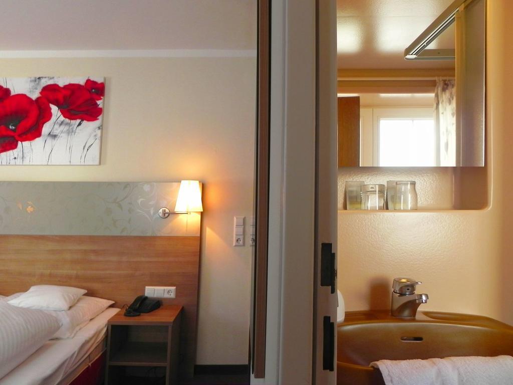 Hotel Schwanen Фройденштадт Экстерьер фото