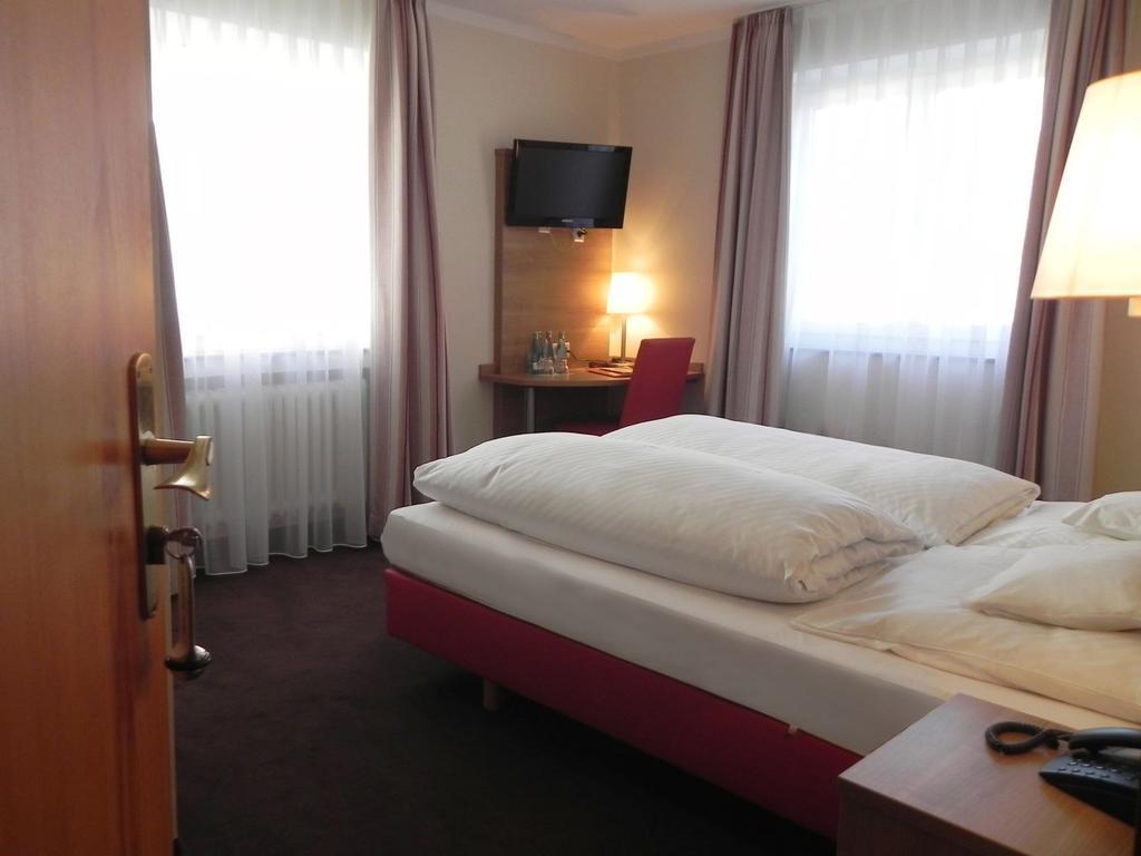Hotel Schwanen Фройденштадт Экстерьер фото